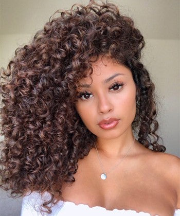 How to Refresh Your Curls in 10 Minutes featured image