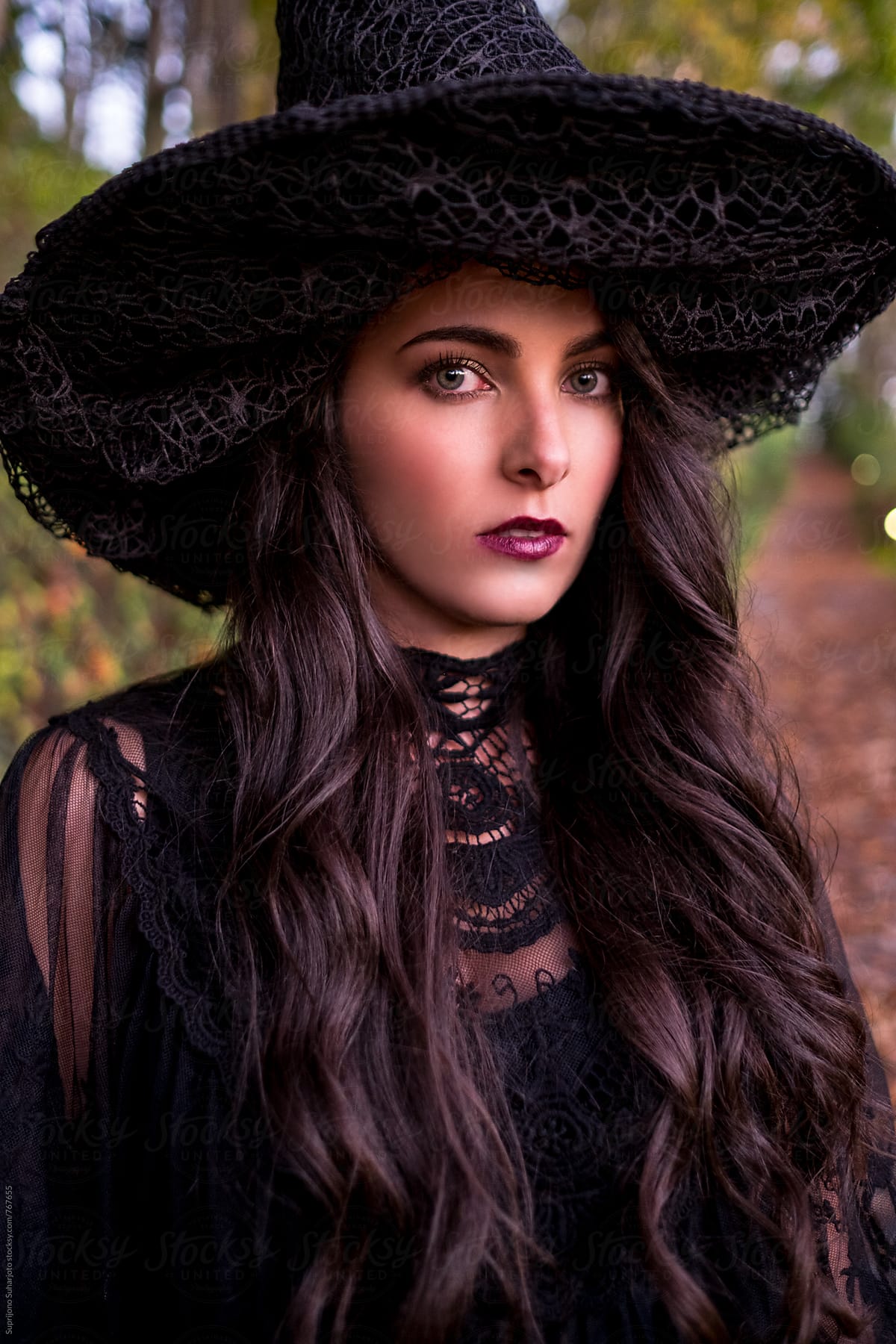 Killer Hairstyles for Your Creepy Costumes featured image