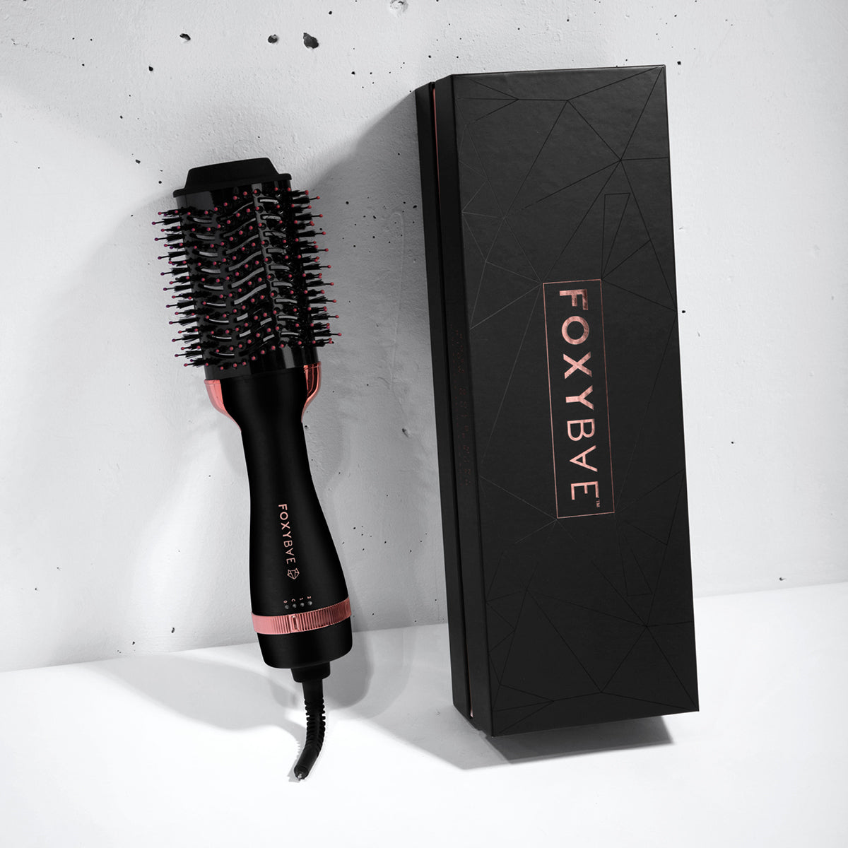 Blowout Dryer Brush and Packaging